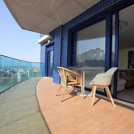 Ole Penthouse Sea Senses 公寓